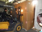 OptiLedge loading in container with upholstered sofa.jpg